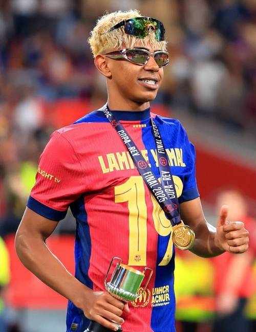 波兰主帅：球队还没有达到上限，对阵马耳他将调整阵容（波兰主帅称球队仍有提升空间，面对马耳他将调整阵容）