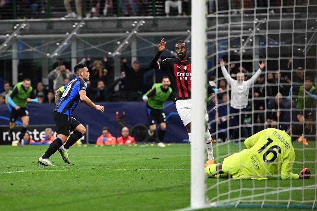 李霄鹏刚跟海牛队续约！就为俱乐部完成五笔重量级签约，值得期待