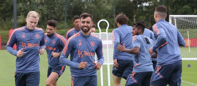 辽宁男篮大胜浙江王哲林状态火热