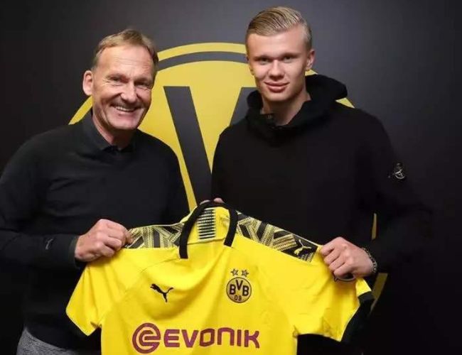 记者：德国足协内部有让诺伊尔回归的声音，需要纳帅主动出面