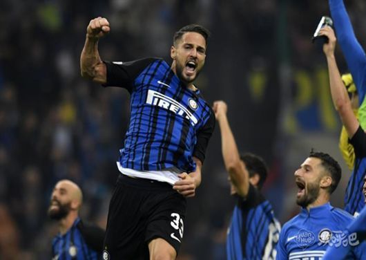 康宁汉姆在活塞12连胜期间，场均贡献30+10+5