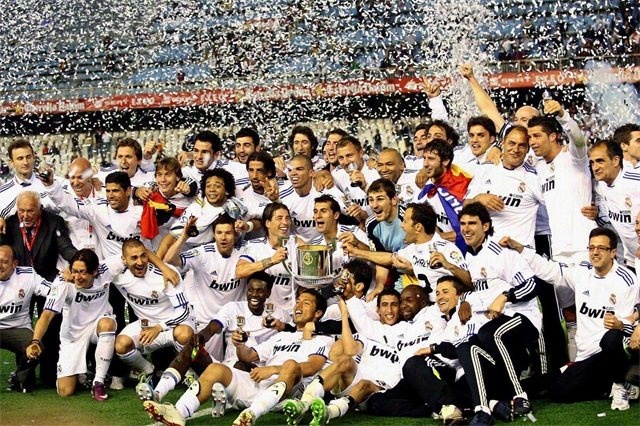 独造三球！官方：哈兰德当选曼城3-0西汉姆联最佳球员（哈兰德包办三球，官宣当选曼城3-0西汉姆之战全场最佳）