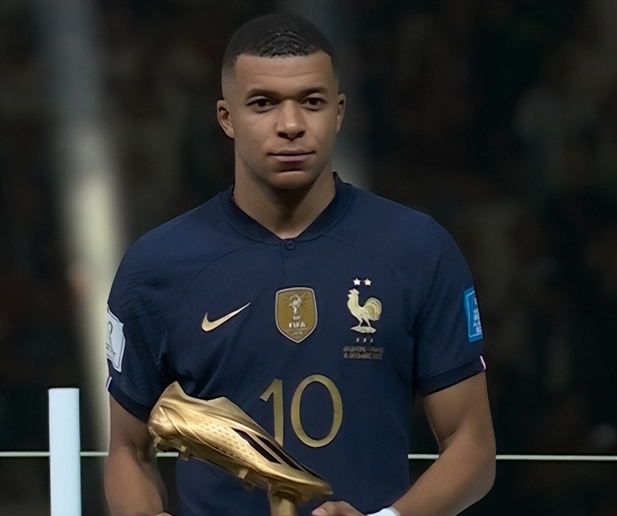 欧冠半场：里奥斯乱战破门，本菲卡暂1-0那不勒斯