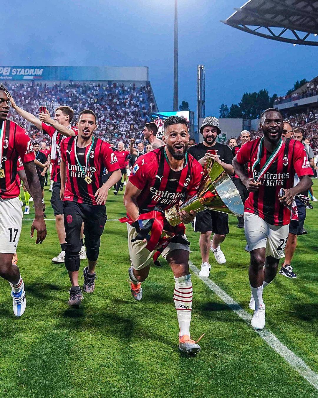 基德：浓眉今天对阵湖人将会出战24-27分钟