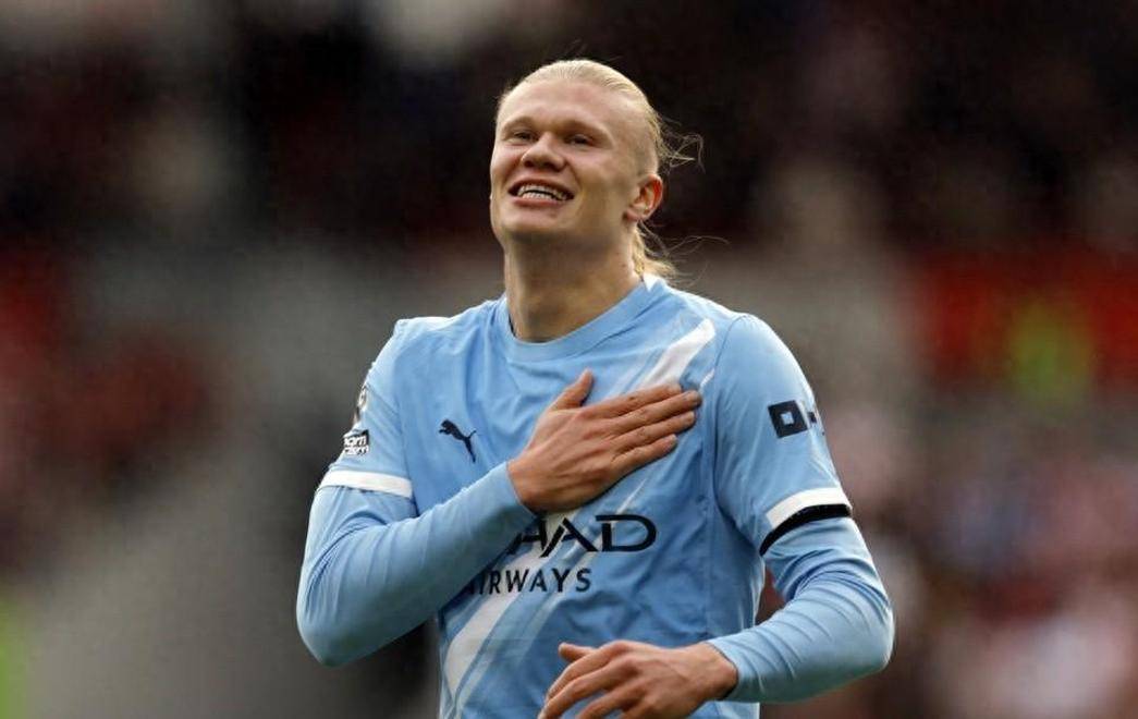 格拉斯纳：拉克鲁瓦会没事的，在六万人面前罚点球并不轻松（格拉斯纳称拉克鲁瓦无碍：六万观众面前主罚点球并不容易）