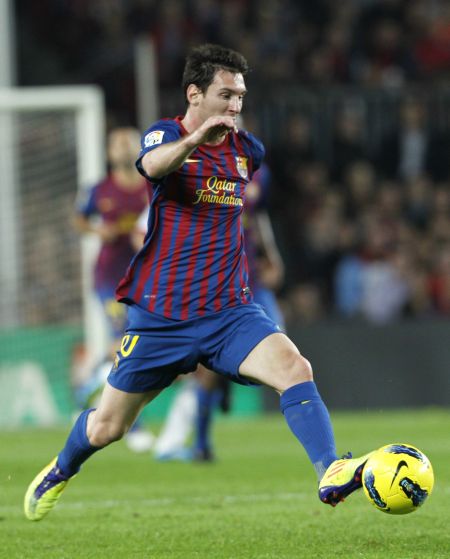 热刺欧罗巴寻出线契机 数据示本场有望2-1取胜（热刺欧联冲击出线良机 数据看好本场2-1胜出）