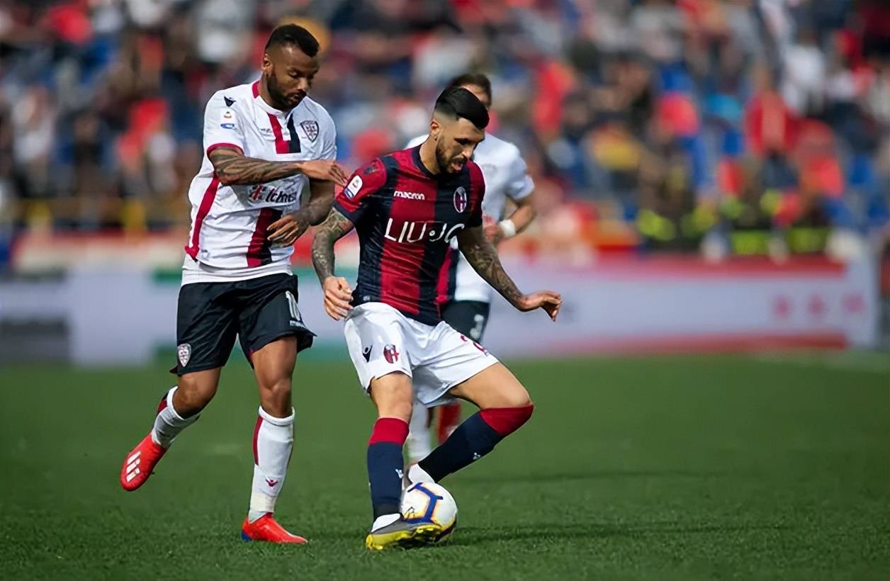 看看这些孩子踢球有没有西班牙味。 留洋联队VS萨瓦德尔友谊赛