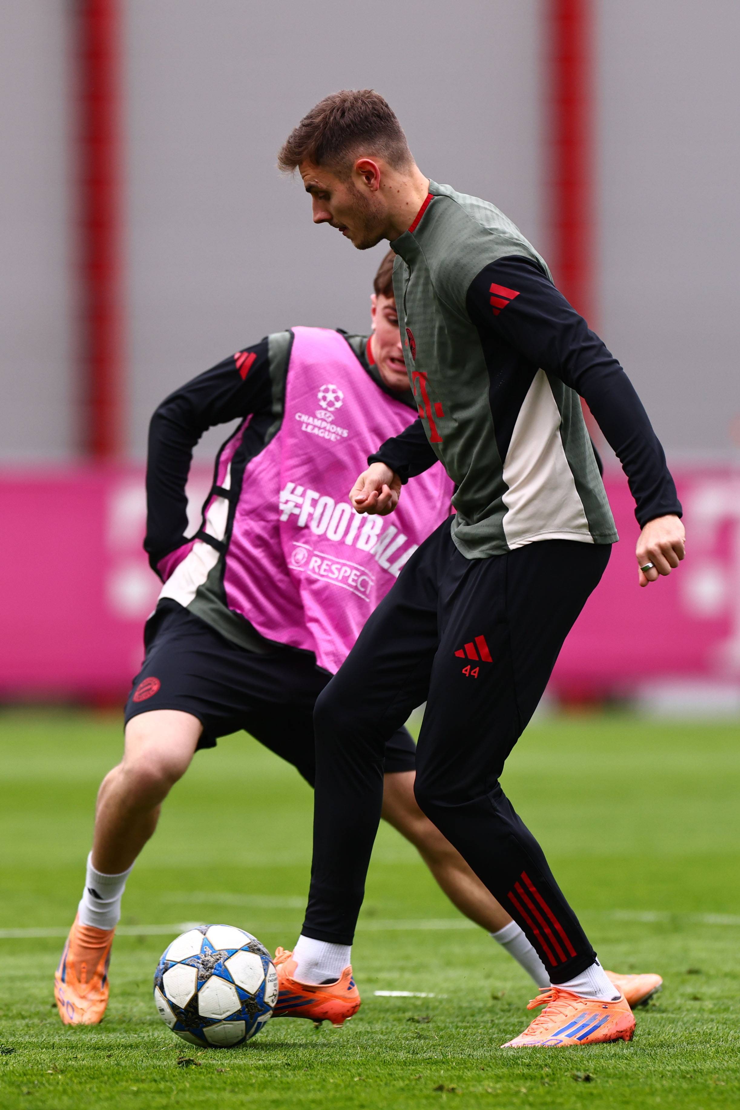 自带1-0，马竞是西甲史上首支赛季前14场都先进球的球队（马竞创历史：赛季前14战均先拔头筹，成西甲首队）