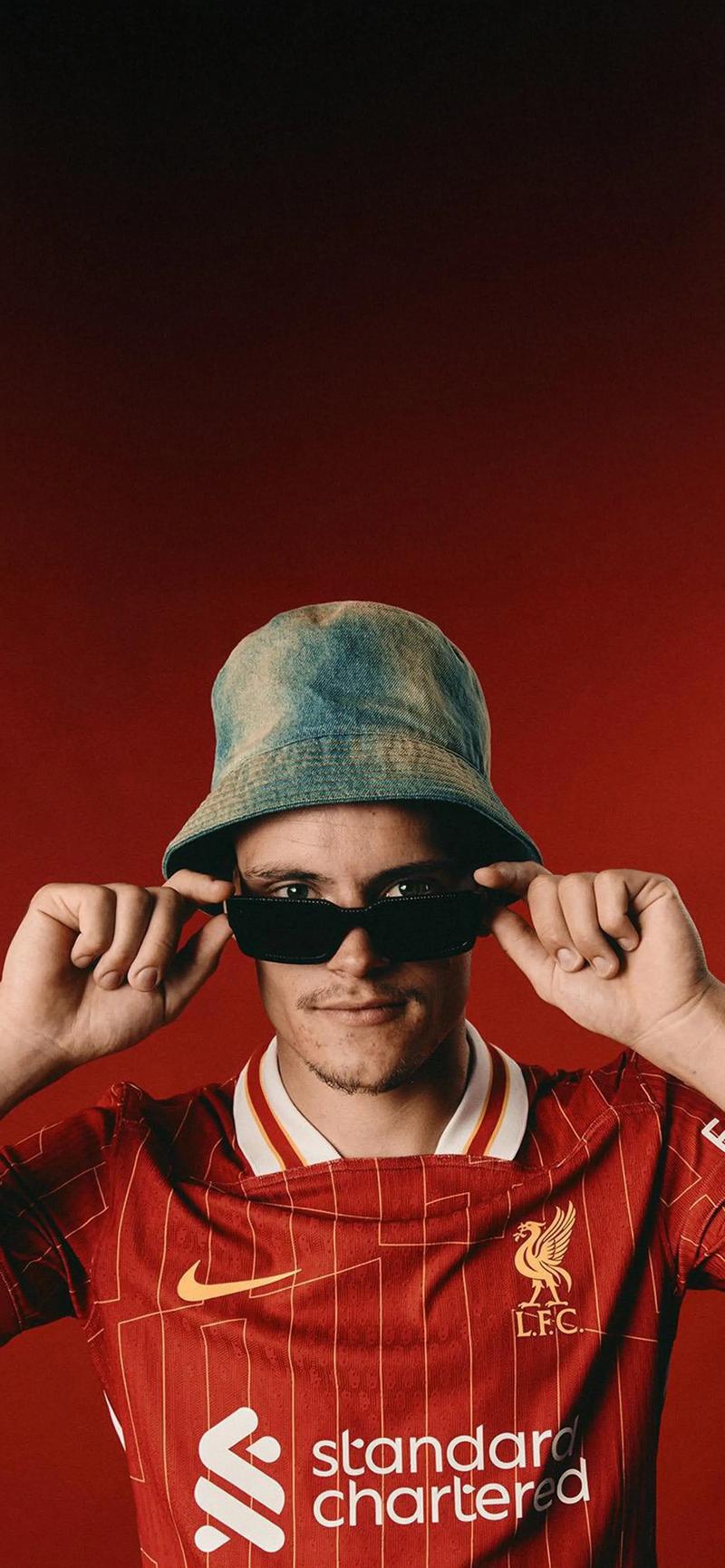 每体：孔德本赛季状态不佳，伊尼戈离队后巴萨防线表现不稳